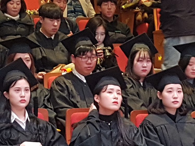 2083672041_dVHEorva_1.jpg 2083672041_dVHEorva_1.jpg