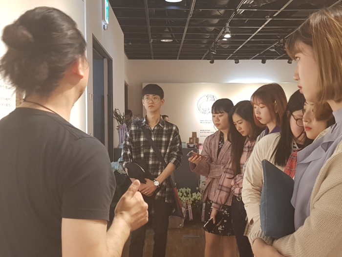 604950596_C5JU7i8B_KakaoTalk_Moim_7nICOoBqkP2JD3WsjYKTY4qGm0PgHL.jpg 604950596_C5JU7i8B_KakaoTalk_Moim_7nICOoBqkP2JD3WsjYKTY4qGm0PgHL.jpg