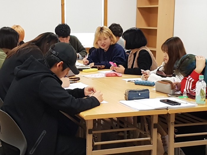 604950596_EUOg0BKF_KakaoTalk_Moim_7nICOoBqkP2E17zIMMKasOw1QBs1FM.jpg 604950596_EUOg0BKF_KakaoTalk_Moim_7nICOoBqkP2E17zIMMKasOw1QBs1FM.jpg